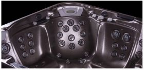 wanna spa jacuzzi wellis everest
